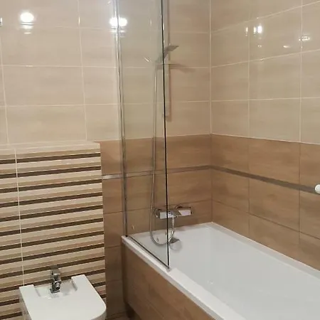 Apartament Z Widokiem-Blizej Zdroju Polanica-Zdrój Exterior foto